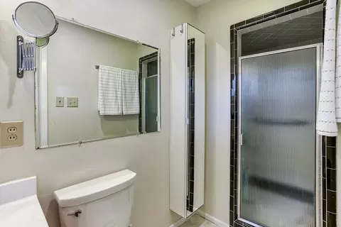 2431 North St, Redding, CA 96001 photo 20