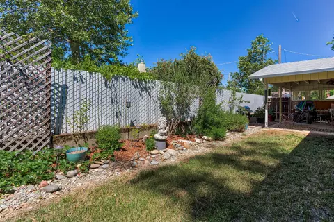 2431 North St, Redding, CA 96001 photo 25