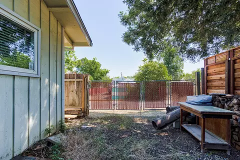 2431 North St, Redding, CA 96001 photo 31