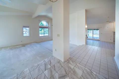 1495 White Water Cir, Redding, CA 96003 photo 12