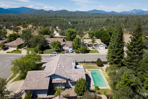 1495 White Water Cir, Redding, CA 96003 photo 48