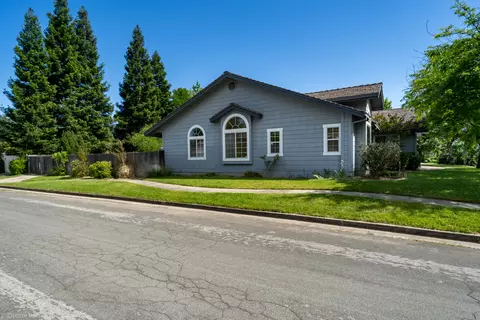 1495 White Water Cir, Redding, CA 96003 photo 7