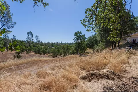13167 Hidden Oaks Trl, Redding, CA 96003 photo 34