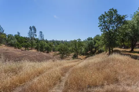 13167 Hidden Oaks Trl, Redding, CA 96003 photo 38