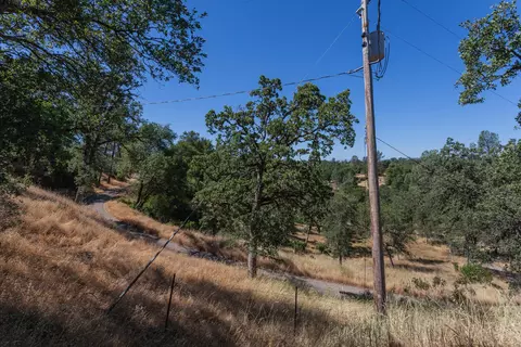 13167 Hidden Oaks Trl, Redding, CA 96003 photo 30