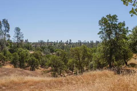 13167 Hidden Oaks Trl, Redding, CA 96003 photo 36