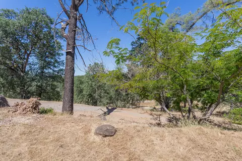 13167 Hidden Oaks Trl, Redding, CA 96003 photo 35