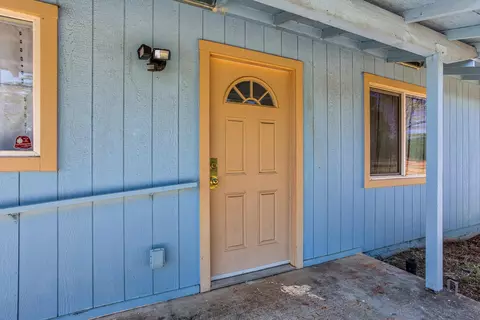 5456 Pine St, Anderson, CA 96007 photo 3