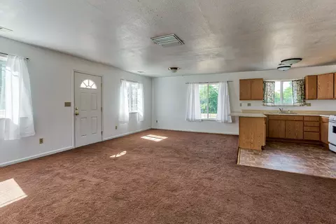 5456 Pine St, Anderson, CA 96007 photo 8