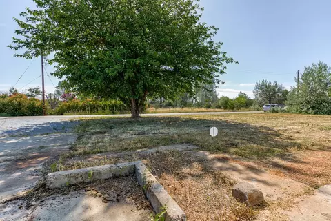 5456 Pine St, Anderson, CA 96007 photo 7