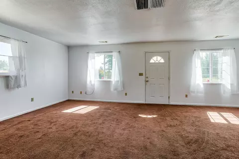 5456 Pine St, Anderson, CA 96007 photo 9