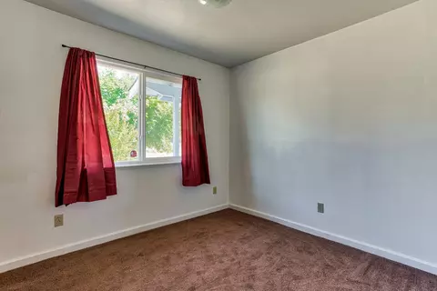 5456 Pine St, Anderson, CA 96007 photo 15
