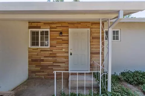 1311 Riviera Dr, Redding, CA 96001 photo 3