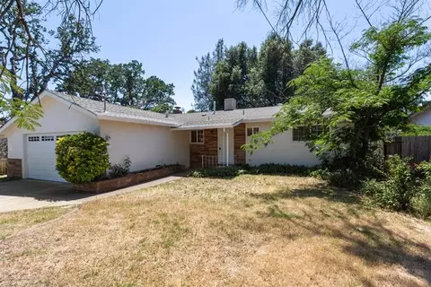 1311 Riviera Dr, Redding, CA 96001 photo 1
