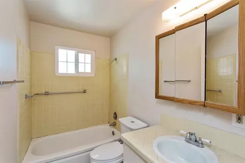 1311 Riviera Dr, Redding, CA 96001 photo 8