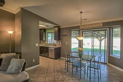 1445 Calexico Dr, Redding, CA 96003 photo 3