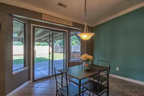 1445 Calexico Dr, Redding, CA 96003 photo 6