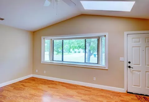 2094 Charade Way, Redding, CA 96003 photo 10