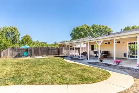 5474 Mill Pond Ln, Redding, CA 96001 photo 17
