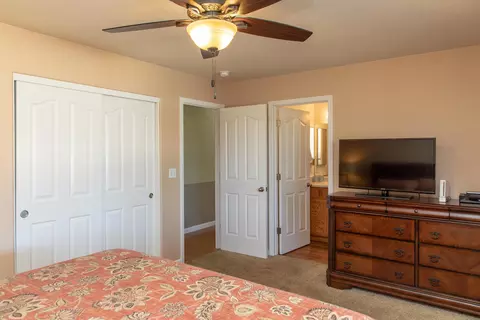 5474 Mill Pond Ln, Redding, CA 96001 photo 12