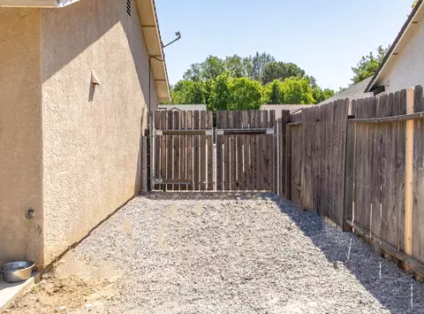 5474 Mill Pond Ln, Redding, CA 96001 photo 18