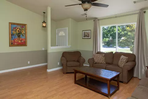 5474 Mill Pond Ln, Redding, CA 96001 photo 3