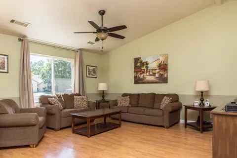 5474 Mill Pond Ln, Redding, CA 96001 photo 2