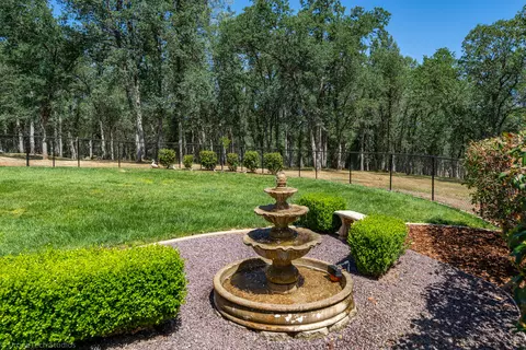 15830 Montgomery Ranch Rd, Redding, CA 96001 photo 20