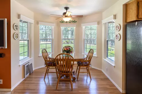 15830 Montgomery Ranch Rd, Redding, CA 96001 photo 8