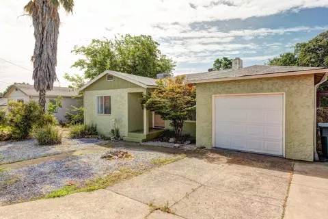2529 Placer St, Redding, CA 96001 photo 3