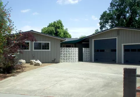 350 Brearcliffe Dr, Red Bluff, CA 96080 photo 1