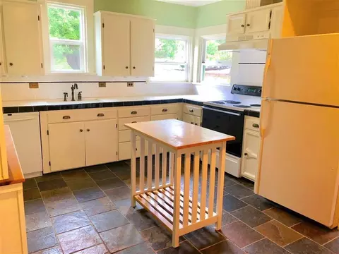 511 Stone Way, Weed, CA 96094 photo 4