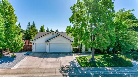 1407 Colleen Ct, Redding, CA 96003 photo 3