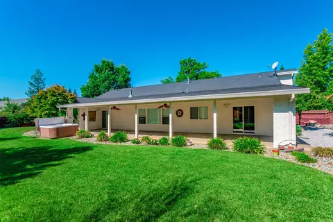 1407 Colleen Ct, Redding, CA 96003 photo 33