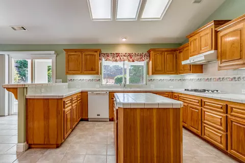 1407 Colleen Ct, Redding, CA 96003 photo 13
