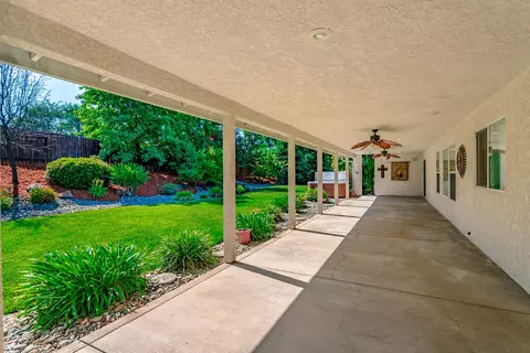 1407 Colleen Ct, Redding, CA 96003 photo 2