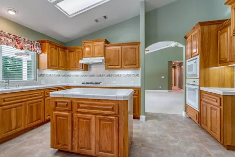 1407 Colleen Ct, Redding, CA 96003 photo 12
