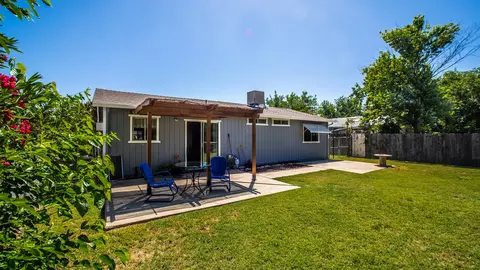 1260 Bradley Dr, Redding, CA 96003 photo 23