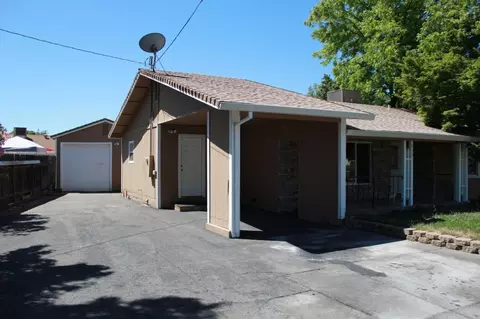 2391 Bonnie Dr, Redding, CA 96001 photo 2