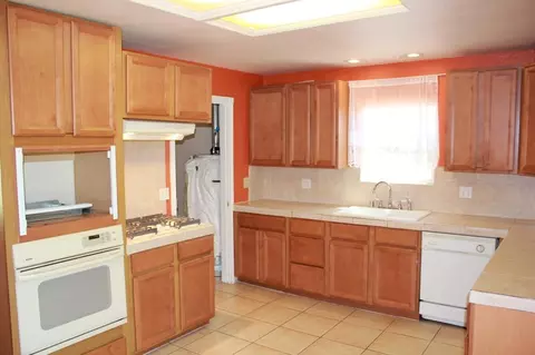 2391 Bonnie Dr, Redding, CA 96001 photo 7