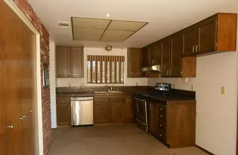 1640 Cessna Ct, Redding, CA 96001 photo 2