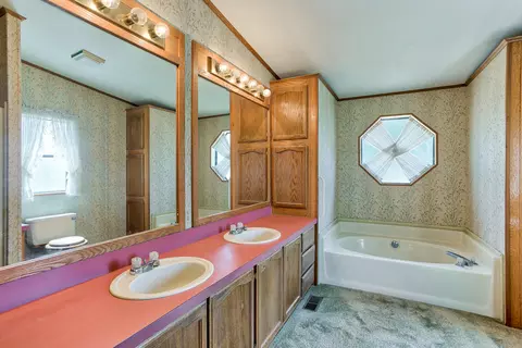 21058 Stepheno Ln, Redding, CA 96003 photo 22