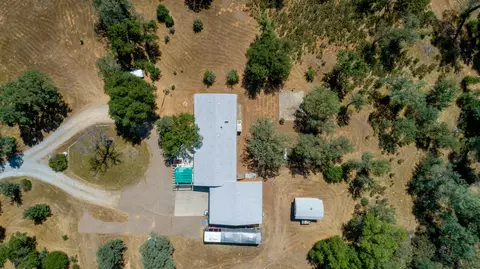 21058 Stepheno Ln, Redding, CA 96003 photo 3