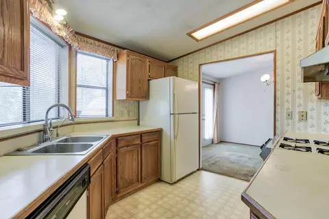 21058 Stepheno Ln, Redding, CA 96003 photo 12