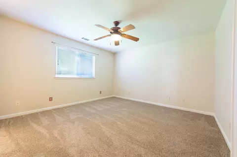 932 Montcrest Dr, Redding, CA 96003 photo 7