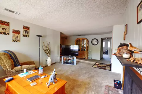 966 Jamieson Ct, Redding, CA 96003 photo 2