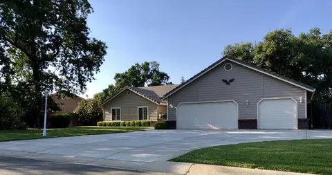 20370 Greenview Dr, Redding, CA 96002 photo 40