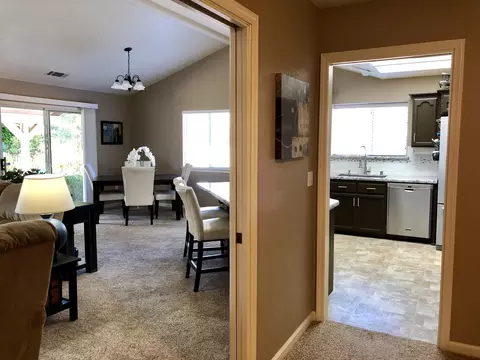 20370 Greenview Dr, Redding, CA 96002 photo 17
