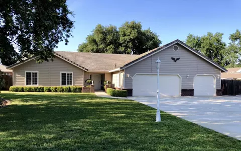 20370 Greenview Dr, Redding, CA 96002 photo 3