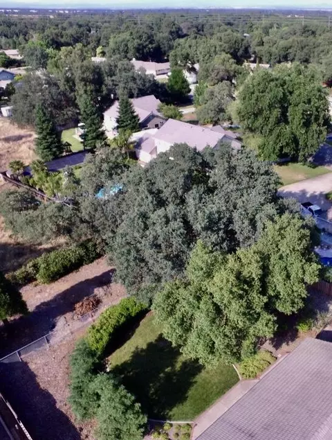 20370 Greenview Dr, Redding, CA 96002 photo 43
